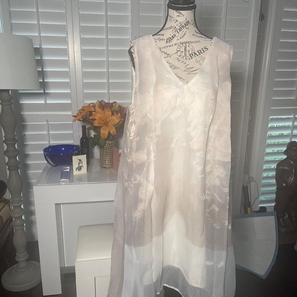 Making The Cut Winning Design Dress – NWT – Season 2, Episode 3 (Joshua/Lucie) L - Picture 4 of 9